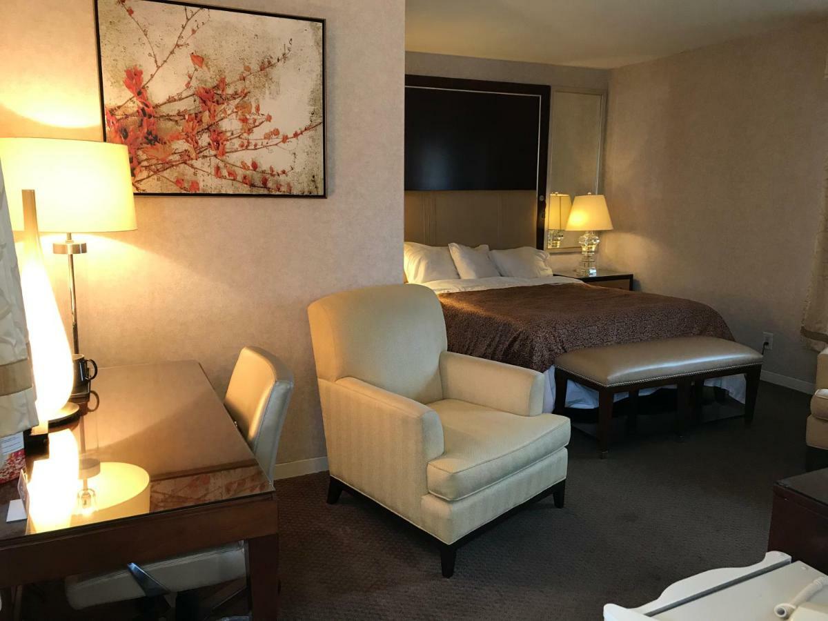 סנט תומאס Cardinal Court Motel מראה חיצוני תמונה