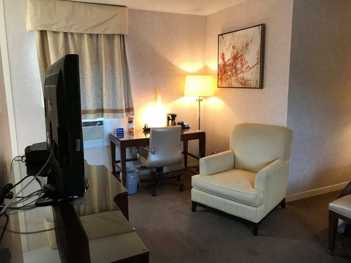 סנט תומאס Cardinal Court Motel מראה חיצוני תמונה