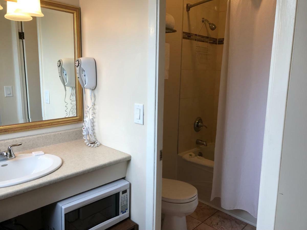סנט תומאס Cardinal Court Motel מראה חיצוני תמונה